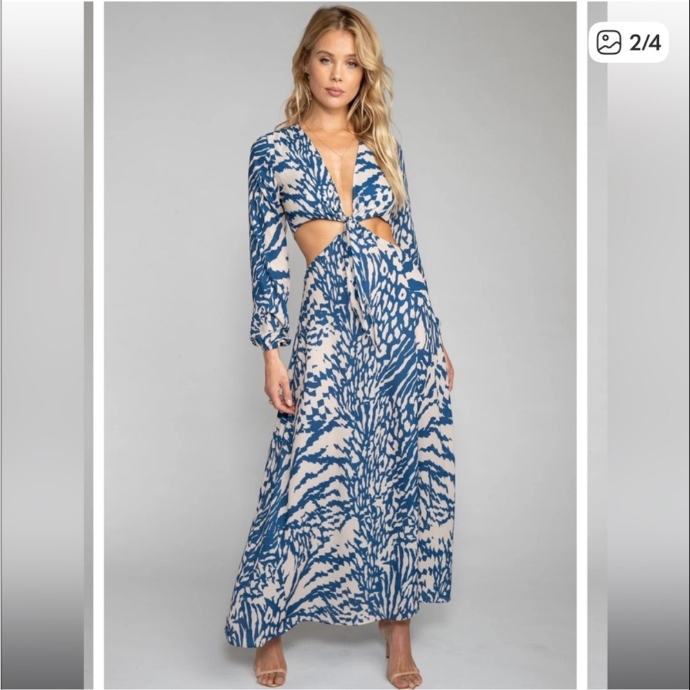 RESA Maxi Dress - Blue and Cream - Picture 3 of 3